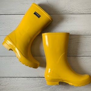 Like new Yellow Rain Boots